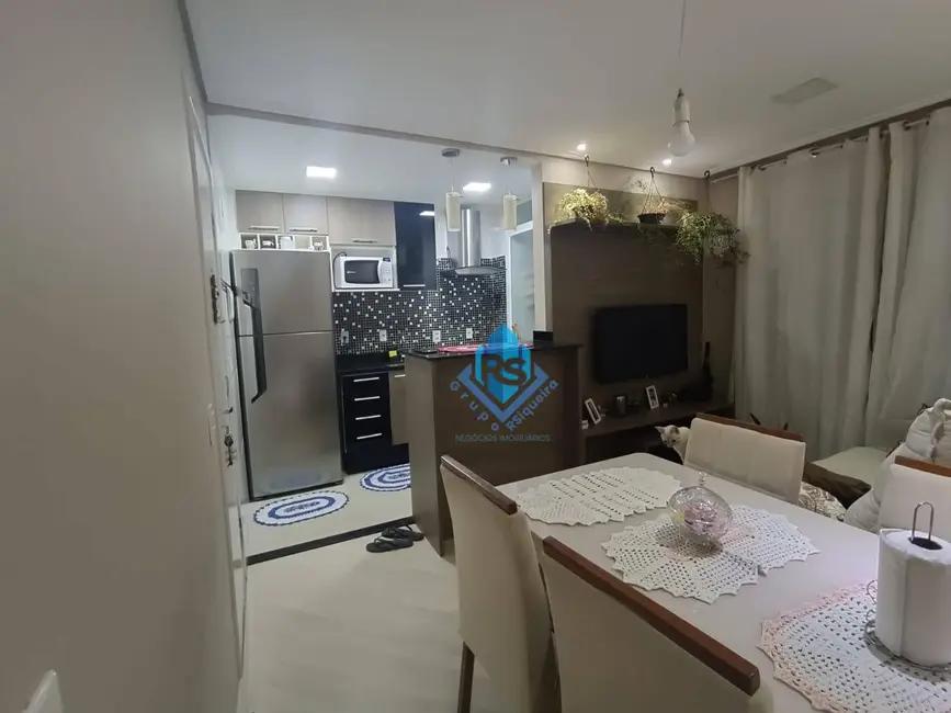 Foto 1 de Apartamento com 2 quartos à venda, 44m2 em Canhema, Diadema - SP