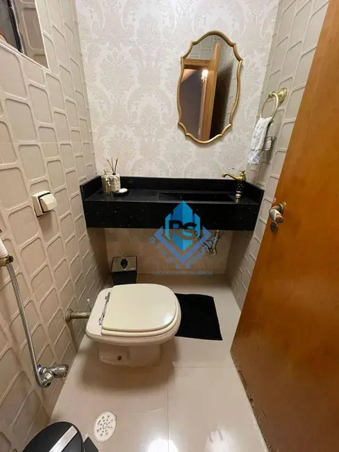 Foto 7 de Sobrado com 3 quartos à venda, 264m2 em Sao Bernardo Do Campo - SP