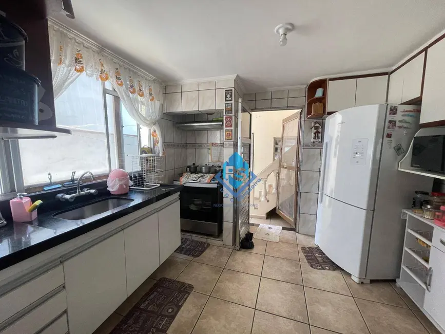 Sobrado com 2 quartos à venda, 125m2 em Sao Bernardo Do Campo - SP - imagem 8 Foto 8 de Sobrado com 2 quartos à venda, 125m2 em Sao Bernardo Do Campo - SP