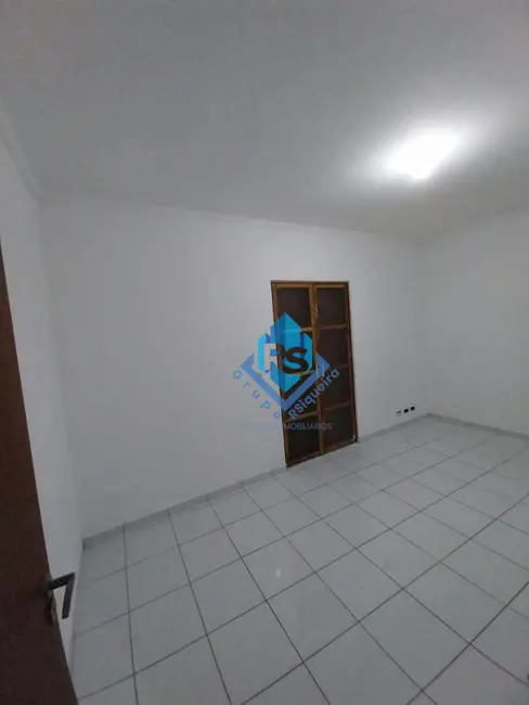 Foto 7 de Casa com 6 quartos à venda, 200m2 em Taboão, Diadema - SP