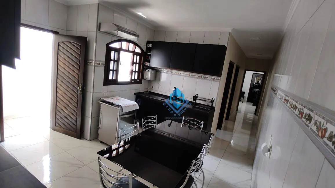 Foto 9 de Casa com 2 quartos à venda, 129m2 em Jardim Utinga, Santo Andre - SP