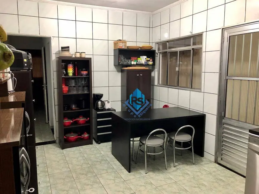 Sobrado com 3 quartos à venda e para alugar, 171m2 em Sao Bernardo Do Campo - SP - imagem 6 Foto 6 de Sobrado com 3 quartos à venda e para alugar, 171m2 em Sao Bernardo Do Campo - SP