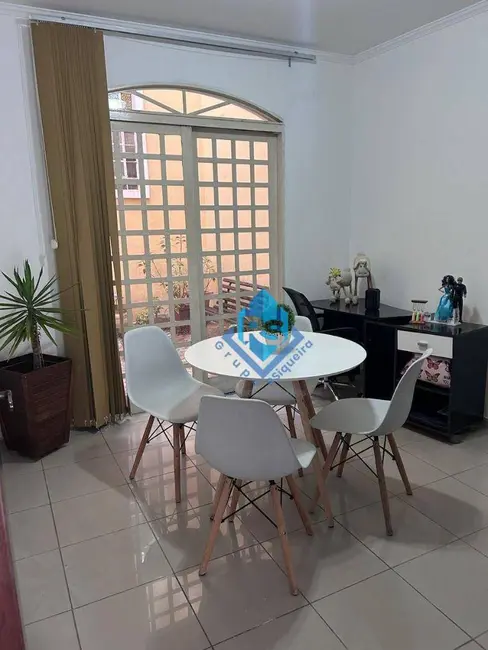 Foto 9 de Casa com 3 quartos à venda, 287m2 em Vila Guarani, Santo Andre - SP