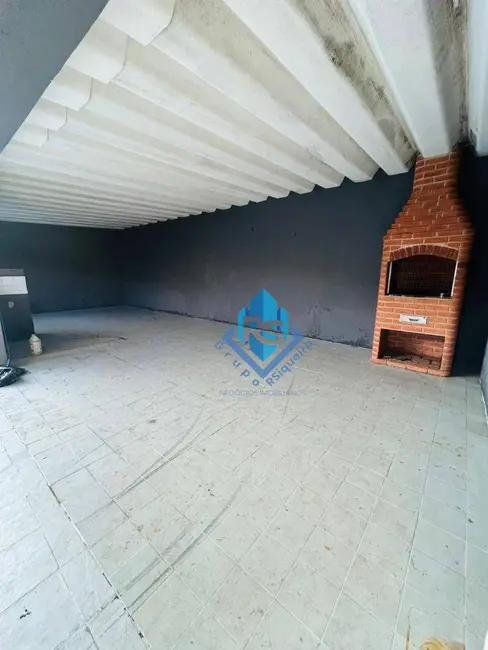 Foto 2 de Casa com 3 quartos para alugar, 500m2 em Vila Príncipe de Gales, Santo Andre - SP