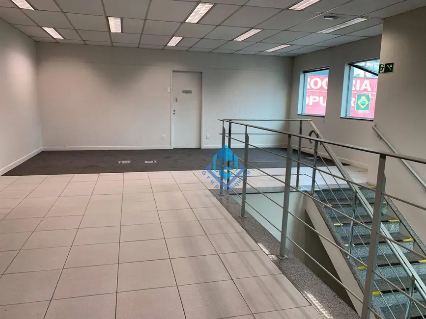 Foto 3 de Armazém / Galpão para alugar, 561m2 em Demarchi, Sao Bernardo Do Campo - SP