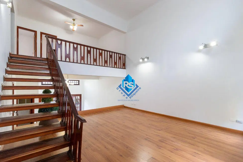 Foto 8 de Sobrado com 4 quartos à venda e para alugar, 270m2 em Sao Bernardo Do Campo - SP