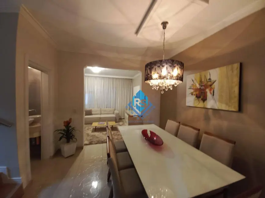 Foto 4 de Sobrado com 3 quartos à venda e para alugar, 200m2 em Jardim Stella, Santo Andre - SP