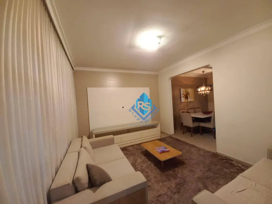 Foto 5 de Sobrado com 3 quartos à venda e para alugar, 200m2 em Jardim Stella, Santo Andre - SP