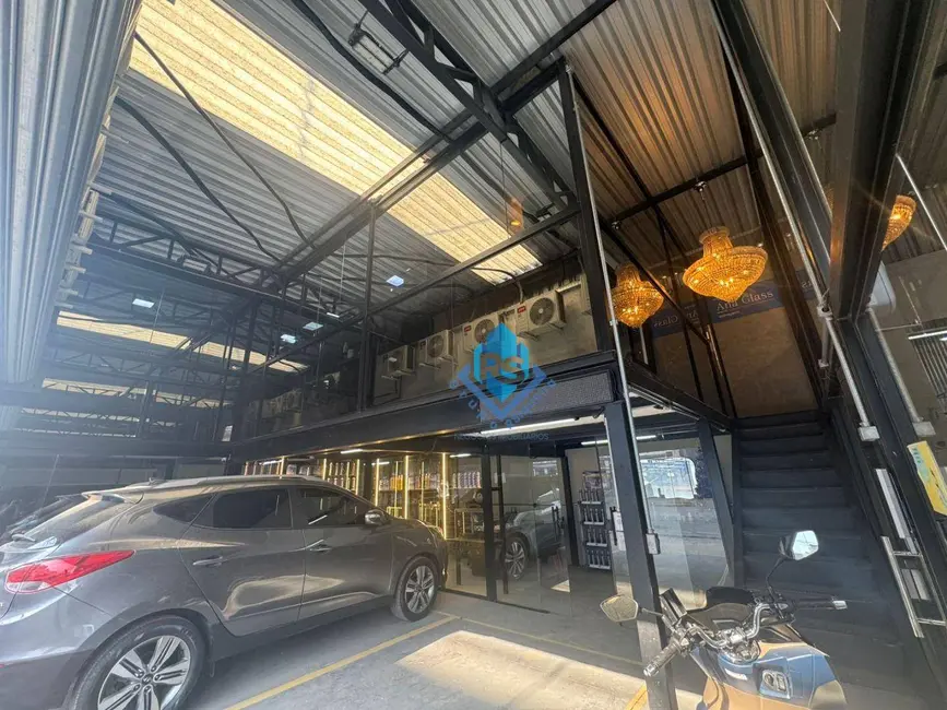 Foto 1 de Armazém / Galpão para alugar, 637m2 em Jardim, Santo Andre - SP