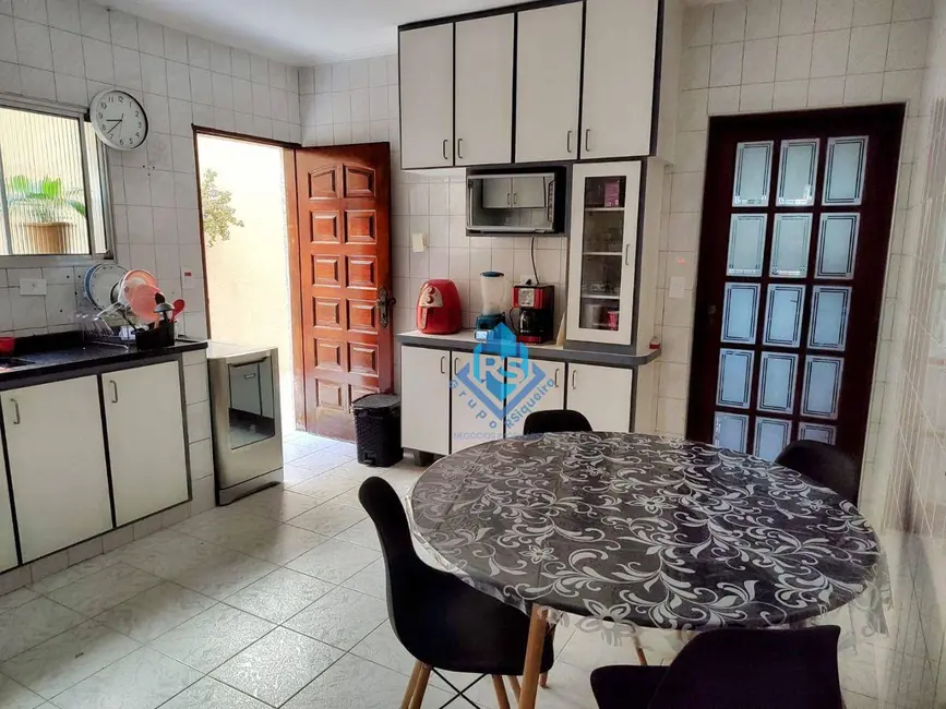 Foto 1 de Sobrado com 4 quartos à venda, 150m2 em Parque Terra Nova II, Sao Bernardo Do Campo - SP