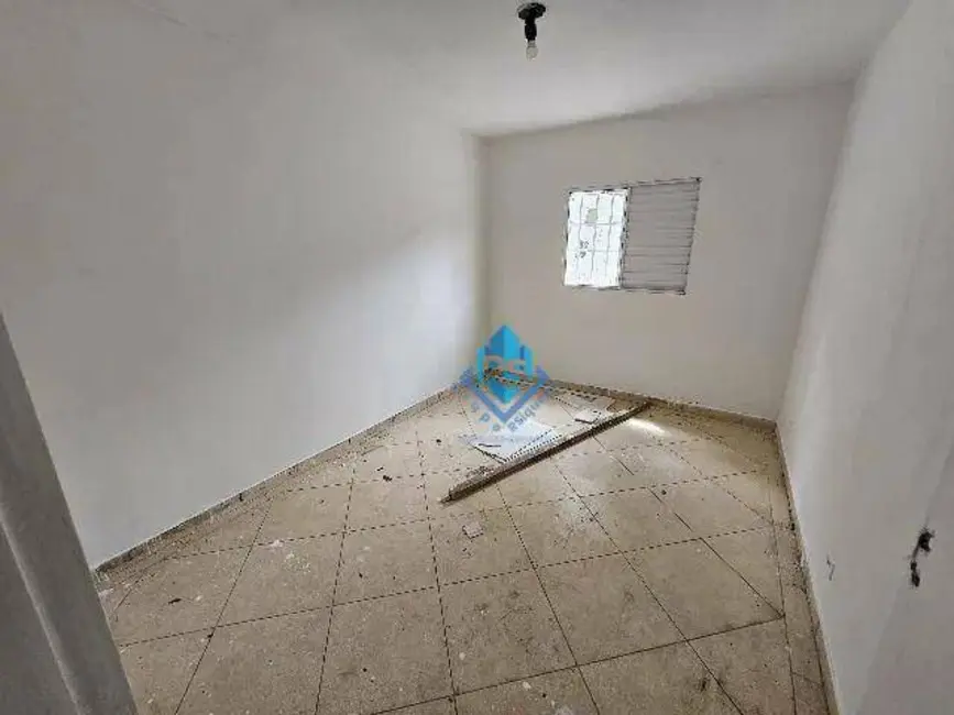 Armazém / Galpão para alugar, 500m2 em Tanque Caio, Ribeirao Pires - SP - imagem 9 Foto 9 de Armazém / Galpão para alugar, 500m2 em Tanque Caio, Ribeirao Pires - SP