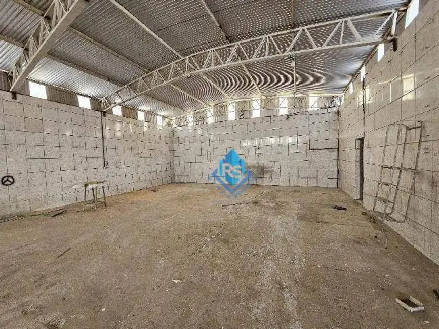 Foto 2 de Armazém / Galpão para alugar, 500m2 em Tanque Caio, Ribeirao Pires - SP