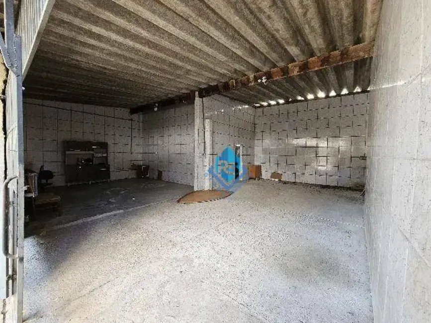 Armazém / Galpão para alugar, 500m2 em Tanque Caio, Ribeirao Pires - SP - imagem 4 Foto 4 de Armazém / Galpão para alugar, 500m2 em Tanque Caio, Ribeirao Pires - SP
