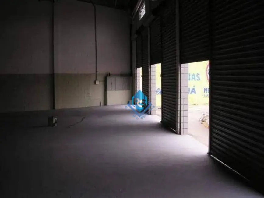 Foto 5 de Armazém / Galpão à venda, 475m2 em Jardim Zaira, Maua - SP
