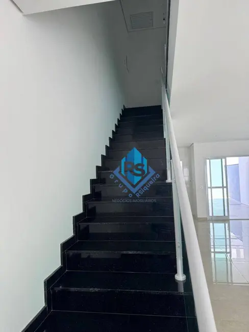 Foto 9 de Sobrado com 3 quartos à venda, 174m2 em Vila Marina, Santo Andre - SP