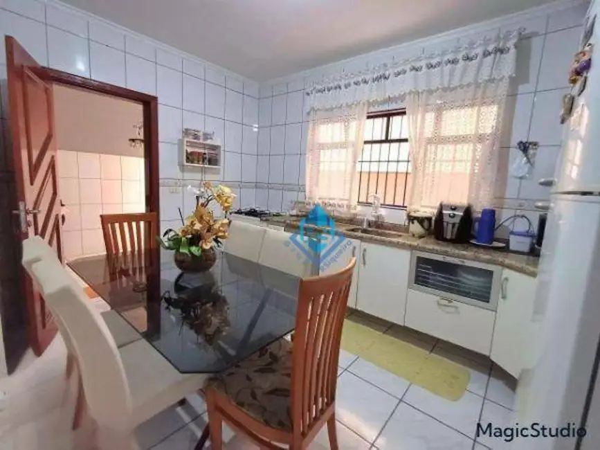 Sobrado com 4 quartos à venda, 125m2 em Sao Bernardo Do Campo - SP - imagem 8 Foto 8 de Sobrado com 4 quartos à venda, 125m2 em Sao Bernardo Do Campo - SP