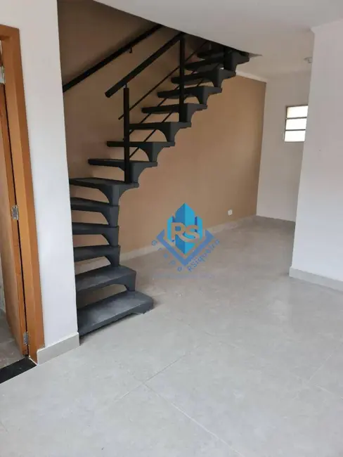 Foto 5 de Sobrado com 2 quartos à venda e para alugar, 60m2 em Jardim Mauá, Maua - SP