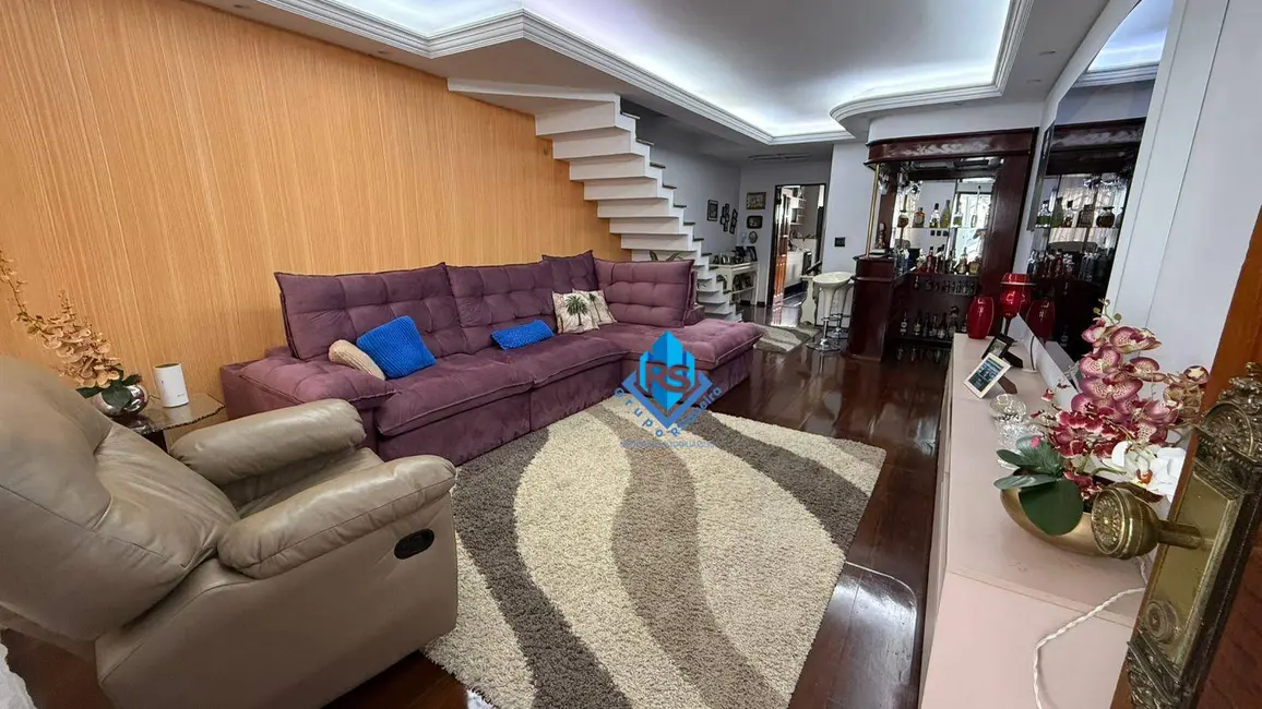 Sobrado com 3 quartos à venda, 400m2 em Sao Bernardo Do Campo - SP - imagem 1 Foto 1 de Sobrado com 3 quartos à venda, 400m2 em Sao Bernardo Do Campo - SP