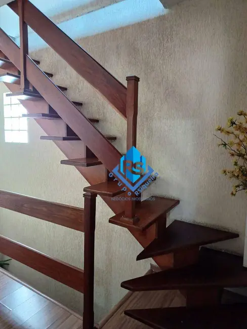 Foto 6 de Sobrado com 2 quartos à venda, 210m2 em Sao Bernardo Do Campo - SP