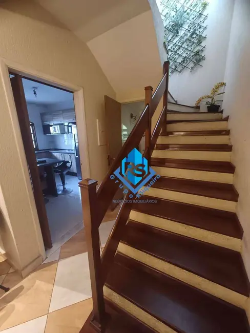 Foto 5 de Sobrado com 2 quartos à venda, 210m2 em Sao Bernardo Do Campo - SP