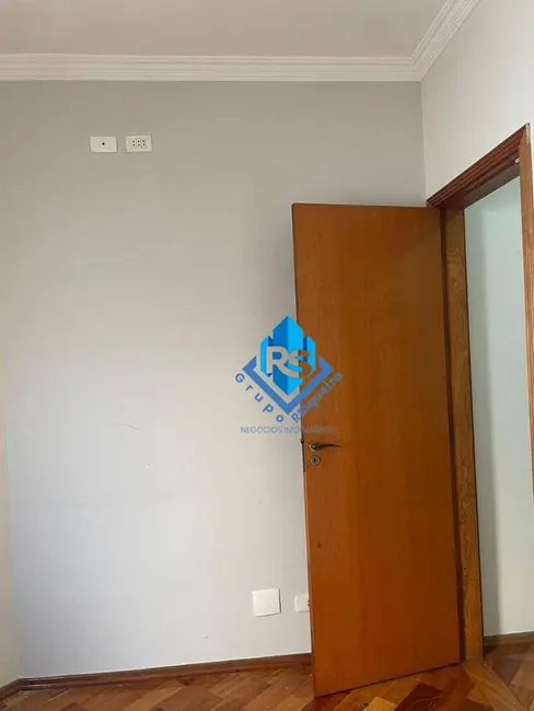 Foto 3 de Sobrado com 3 quartos à venda, 188m2 em Vila Scarpelli, Santo Andre - SP