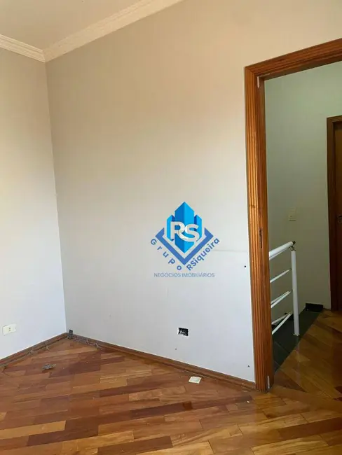 Foto 5 de Sobrado com 3 quartos à venda, 188m2 em Vila Scarpelli, Santo Andre - SP