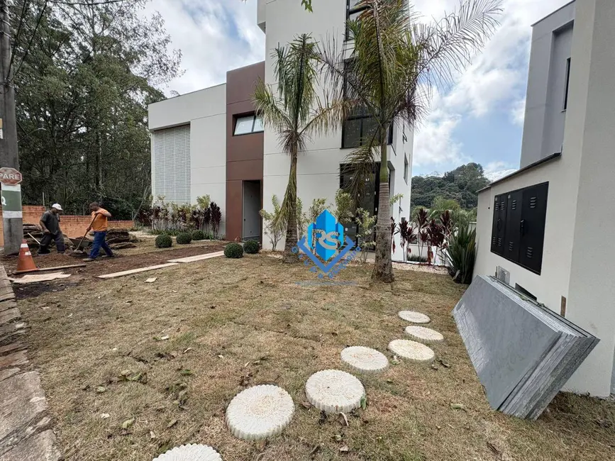 Foto 4 de Sobrado com 6 quartos à venda, 650m2 em Parque Terra Nova II, Sao Bernardo Do Campo - SP