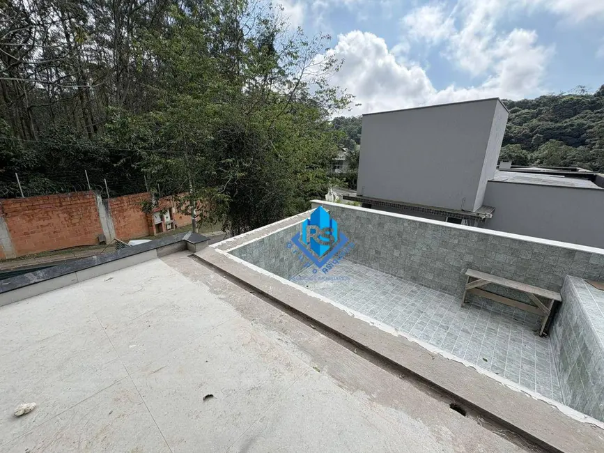 Foto 5 de Sobrado com 6 quartos à venda, 650m2 em Parque Terra Nova II, Sao Bernardo Do Campo - SP