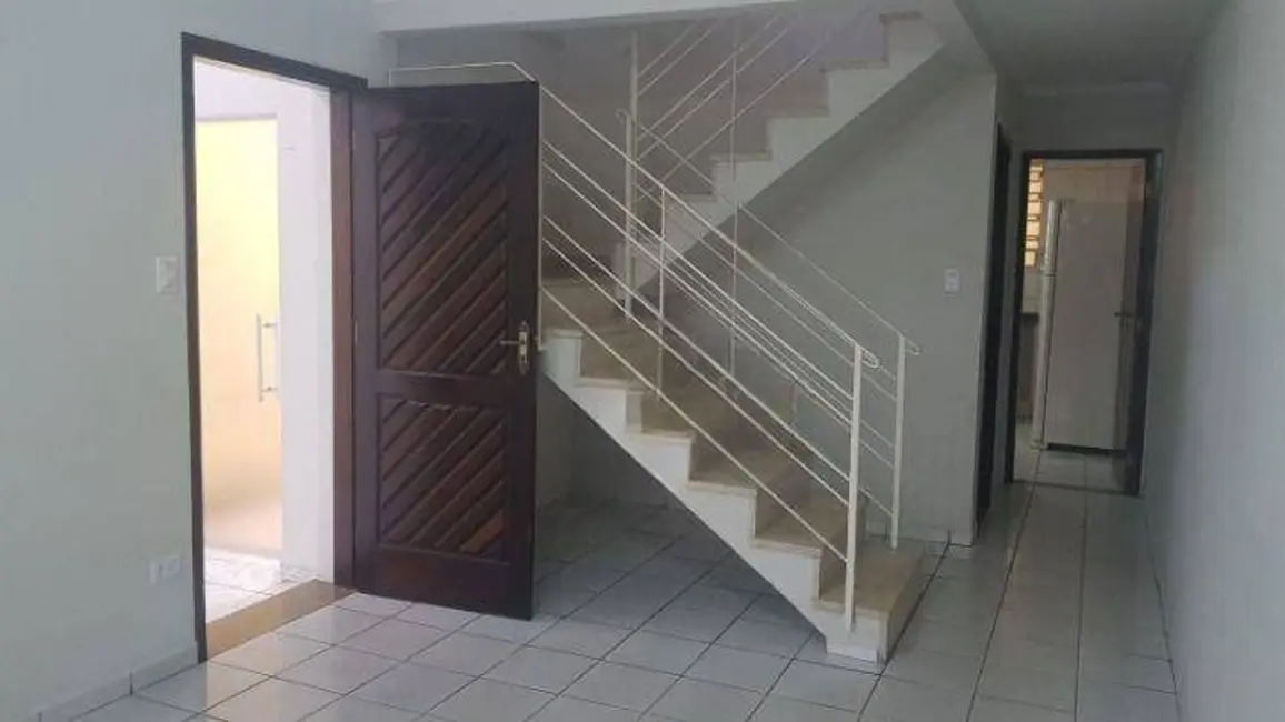 Foto 2 de Sobrado com 2 quartos para alugar, 150m2 em Rudge Ramos, Sao Bernardo Do Campo - SP