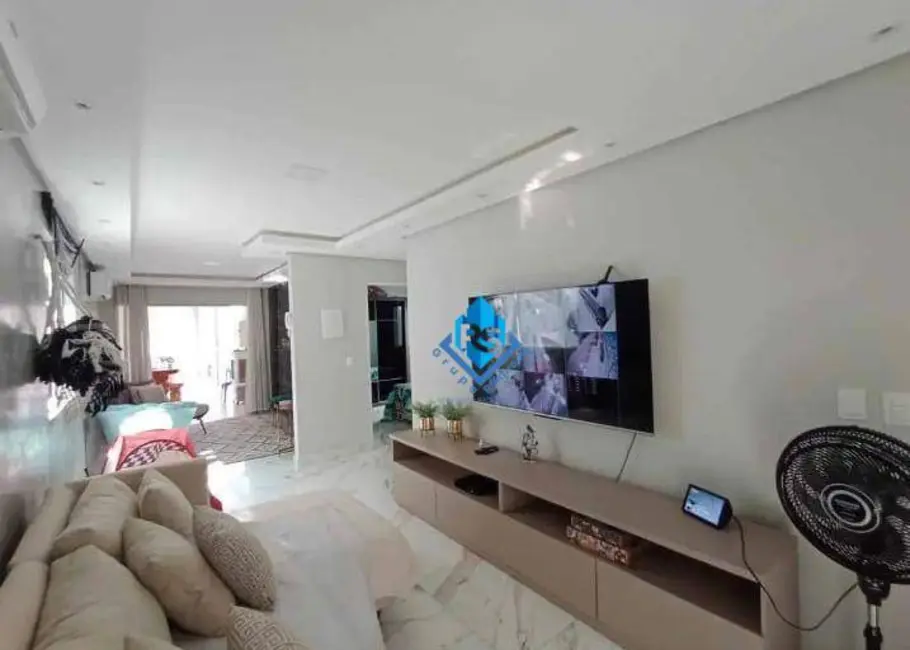 Sobrado com 3 quartos à venda, 250m2 em Santo Antônio, Teresina - PI - imagem 3 Foto 3 de Sobrado com 3 quartos à venda, 250m2 em Santo Antônio, Teresina - PI