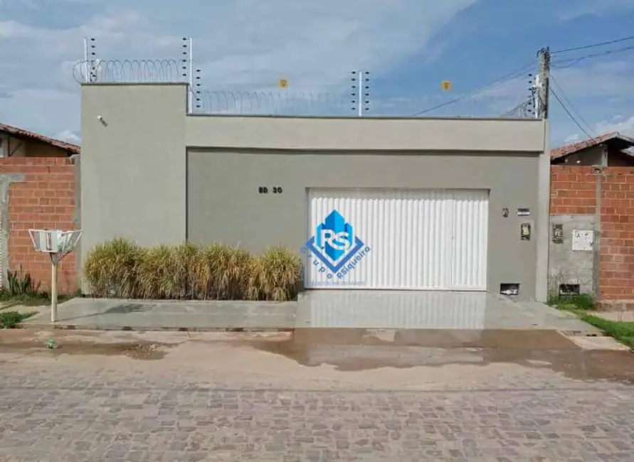 Foto 1 de Sobrado com 3 quartos à venda, 250m2 em Santo Antônio, Teresina - PI