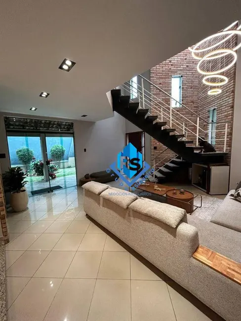 Foto 1 de Sobrado com 3 quartos à venda, 264m2 em Jordanópolis, Sao Bernardo Do Campo - SP
