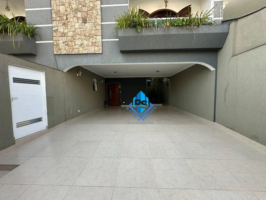 Foto 2 de Sobrado com 3 quartos à venda, 300m2 em Parque dos Pássaros, Sao Bernardo Do Campo - SP