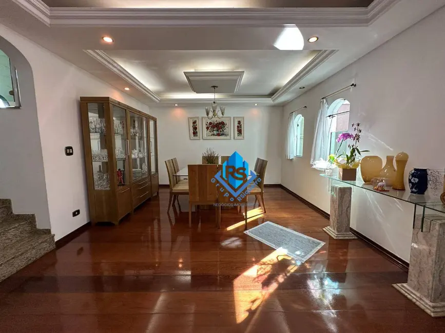 Foto 3 de Sobrado com 3 quartos à venda, 300m2 em Parque dos Pássaros, Sao Bernardo Do Campo - SP