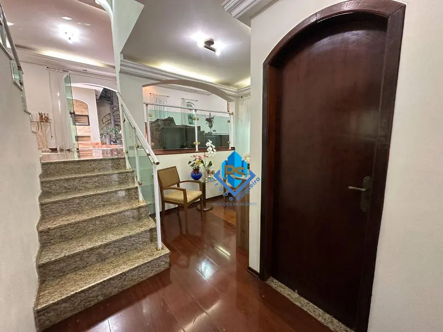 Foto 6 de Sobrado com 3 quartos à venda, 300m2 em Parque dos Pássaros, Sao Bernardo Do Campo - SP