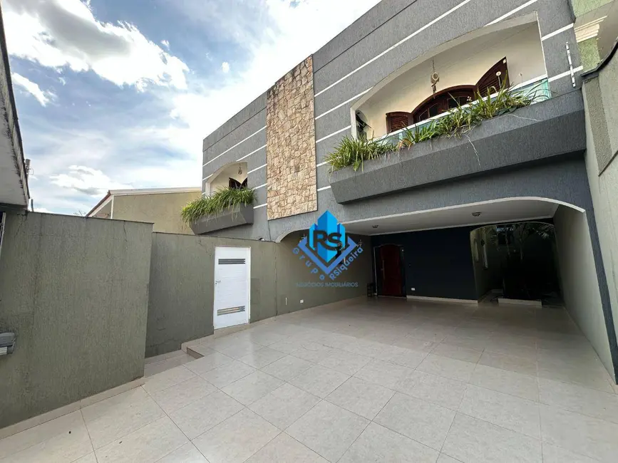 Foto 1 de Sobrado com 3 quartos à venda, 300m2 em Parque dos Pássaros, Sao Bernardo Do Campo - SP