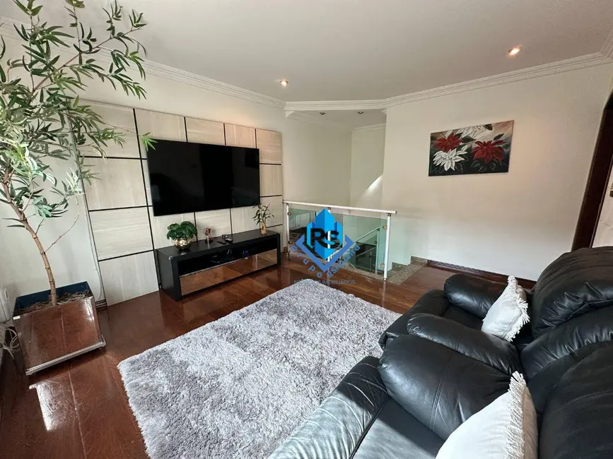 Foto 9 de Sobrado com 3 quartos à venda, 300m2 em Parque dos Pássaros, Sao Bernardo Do Campo - SP