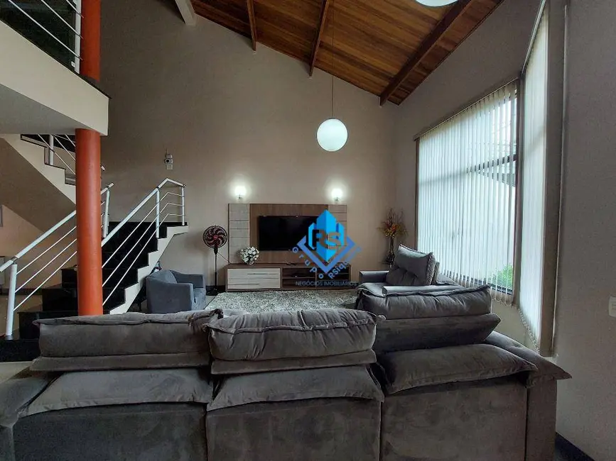 Sobrado com 3 quartos à venda, 325m2 em Assunção, Sao Bernardo Do Campo - SP - imagem 4 Foto 4 de Sobrado com 3 quartos à venda, 325m2 em Assunção, Sao Bernardo Do Campo - SP