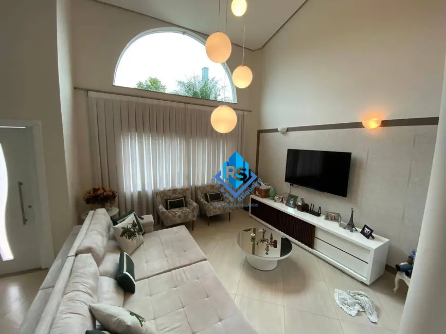 Sobrado com 4 quartos à venda, 300m2 em Parque dos Pássaros, Sao Bernardo Do Campo - SP - imagem 4 Foto 4 de Sobrado com 4 quartos à venda, 300m2 em Parque dos Pássaros, Sao Bernardo Do Campo - SP