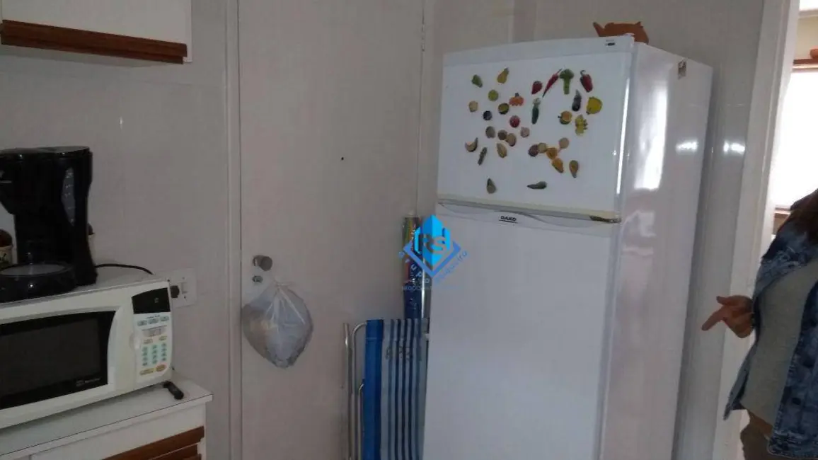 Foto 4 de Apartamento com 3 quartos à venda, 95m2 em Guaruja - SP