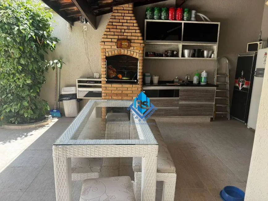 Foto 4 de Sobrado com 4 quartos à venda, 300m2 em Parque dos Pássaros, Sao Bernardo Do Campo - SP