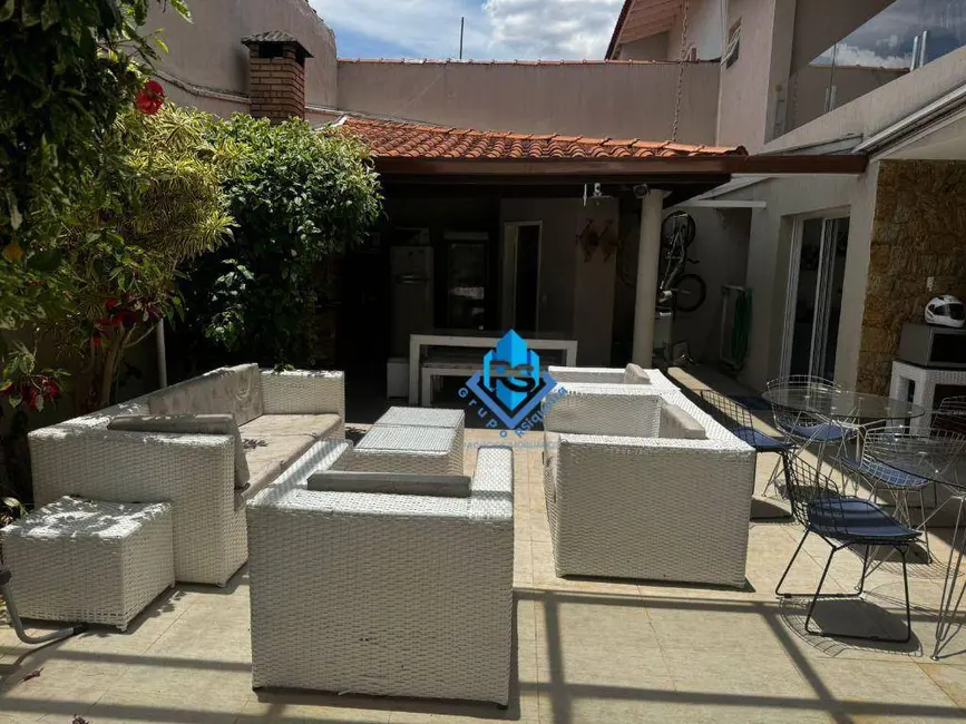 Foto 2 de Sobrado com 4 quartos à venda, 300m2 em Parque dos Pássaros, Sao Bernardo Do Campo - SP