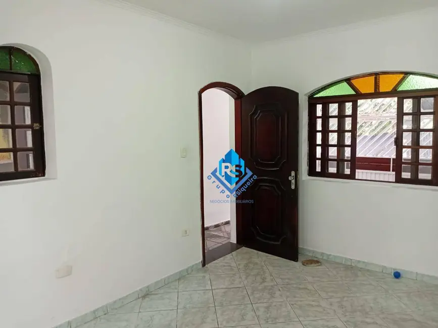Foto 4 de Sobrado com 4 quartos à venda, 125m2 em Piraporinha, Diadema - SP