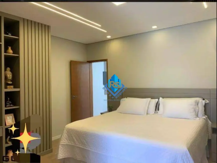 Sobrado com 3 quartos à venda, 198m2 em Sao Bernardo Do Campo - SP - imagem 9 Foto 9 de Sobrado com 3 quartos à venda, 198m2 em Sao Bernardo Do Campo - SP