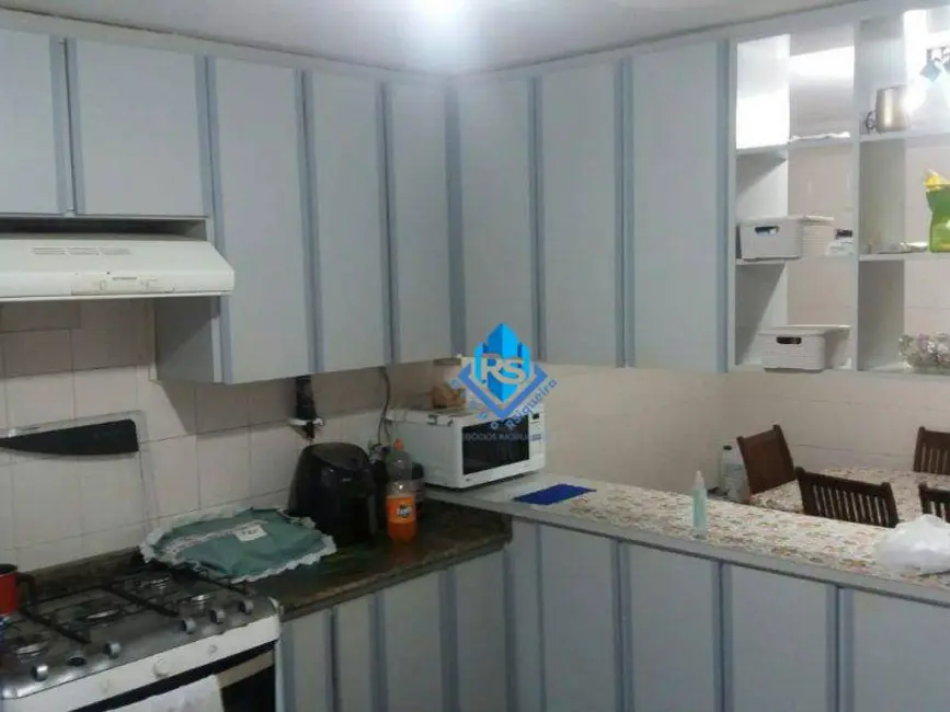 Sobrado com 3 quartos à venda, 186m2 em Sao Bernardo Do Campo - SP - imagem 5 Foto 5 de Sobrado com 3 quartos à venda, 186m2 em Sao Bernardo Do Campo - SP