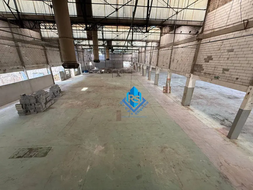 Armazém / Galpão para alugar, 4500m2 em Piraporinha, Diadema - SP - imagem 6 Foto 6 de Armazém / Galpão para alugar, 4500m2 em Piraporinha, Diadema - SP