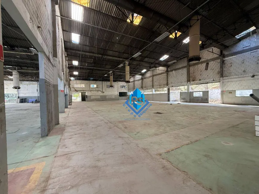 Armazém / Galpão para alugar, 4500m2 em Piraporinha, Diadema - SP - imagem 3 Foto 3 de Armazém / Galpão para alugar, 4500m2 em Piraporinha, Diadema - SP