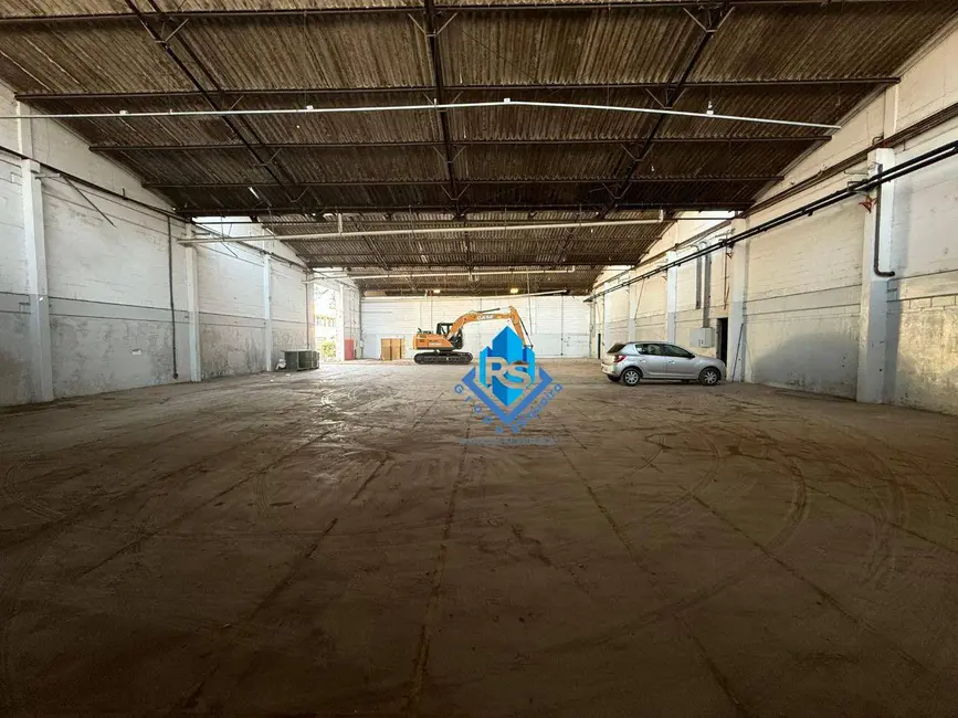 Foto 1 de Armazém / Galpão para alugar, 1700m2 em Piraporinha, Diadema - SP