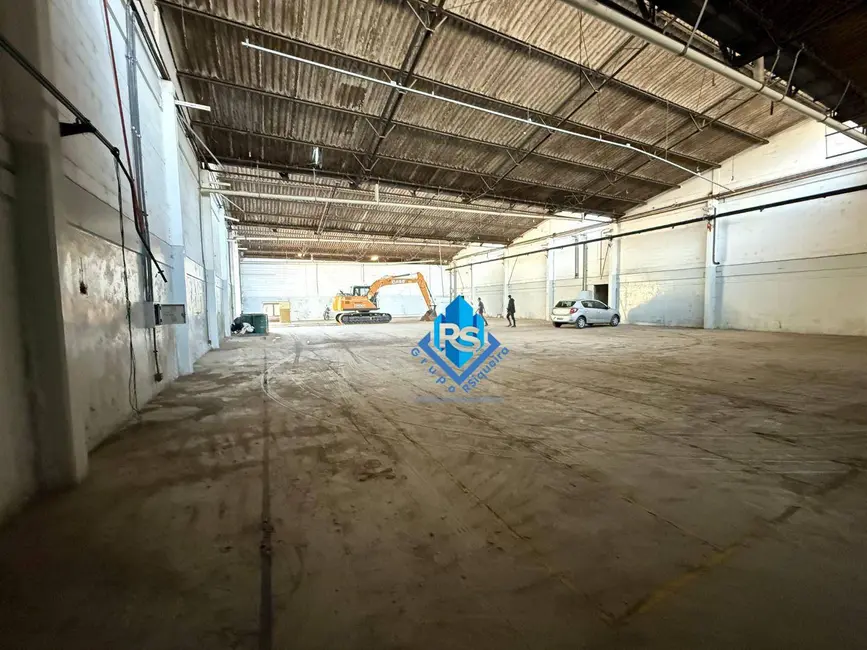 Foto 2 de Armazém / Galpão para alugar, 1700m2 em Piraporinha, Diadema - SP