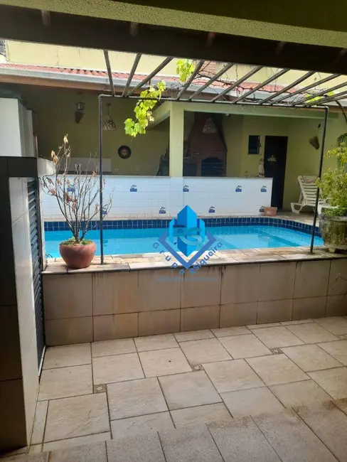 Foto 3 de Sobrado com 4 quartos à venda, 312m2 em Olímpico, Sao Caetano Do Sul - SP